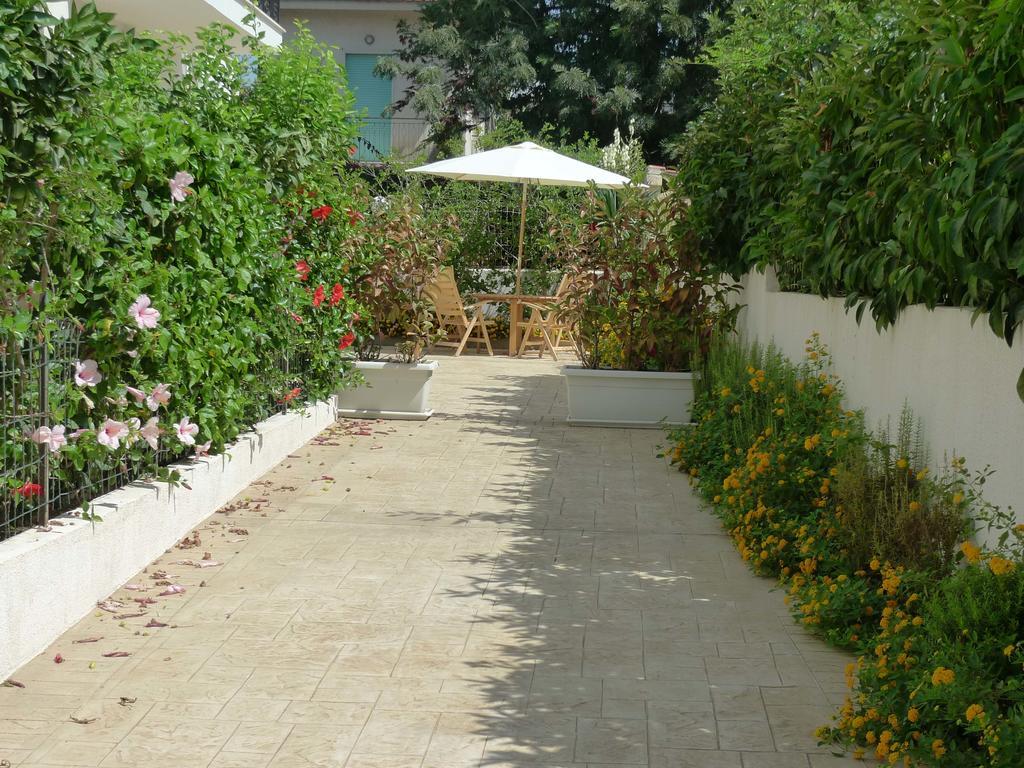 Marina Di Modica Suite Luaran gambar